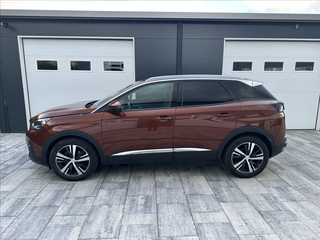 Peugeot 3008 SUV / Terénní 1,2 l 96 kw