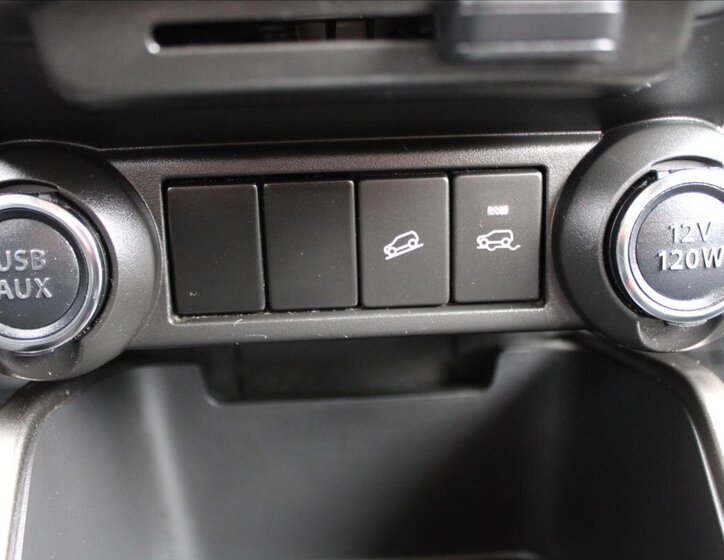 Suzuki Ignis Hatchback 1,2 l 66 kw