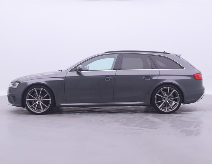 Audi RS 4 Kombi 4,2 l 331 kw