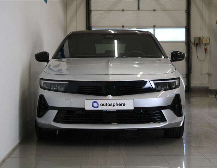 Opel Astra Hatchback 1,2 l 96 kw