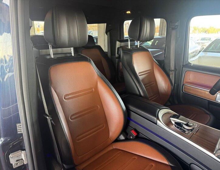 Mercedes-Benz Třídy G SUV / Terénní 4,0 l 310 kw