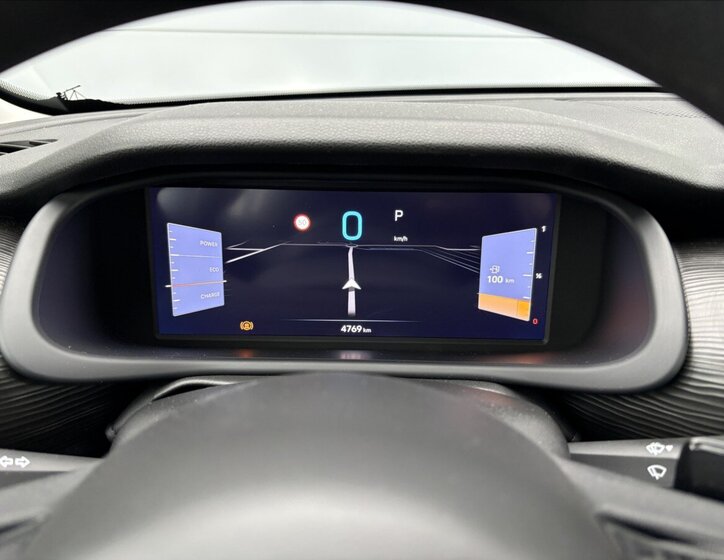 Jeep Avenger Sedan / Limuzína 1,2 l 74 kw