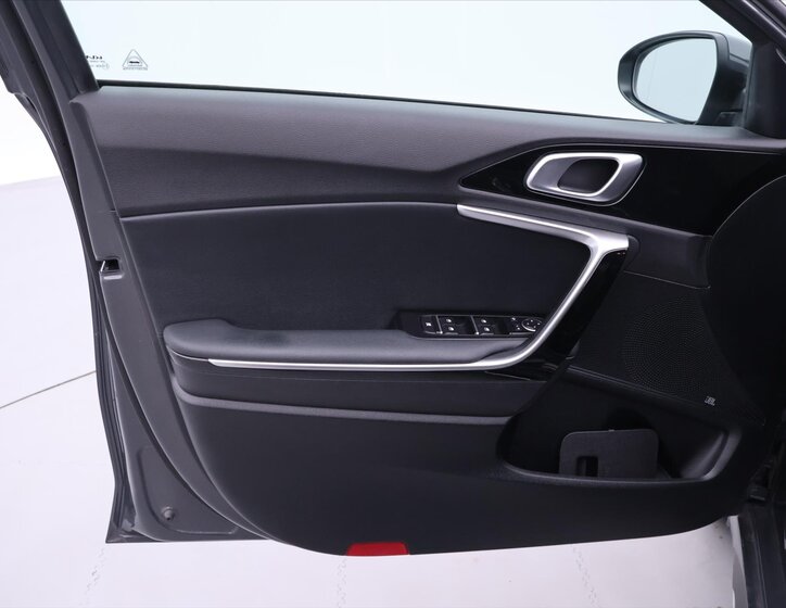 KIA ProCeed Kombi 1,5 l 117 kw