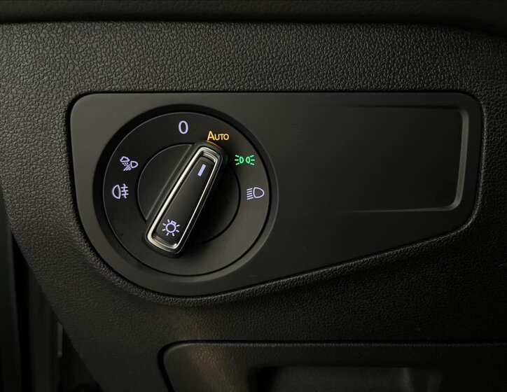 Volkswagen Tiguan SUV 1,5 l 110 kw