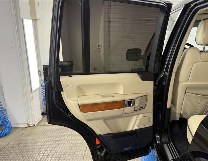 Land Rover Range Rover 29