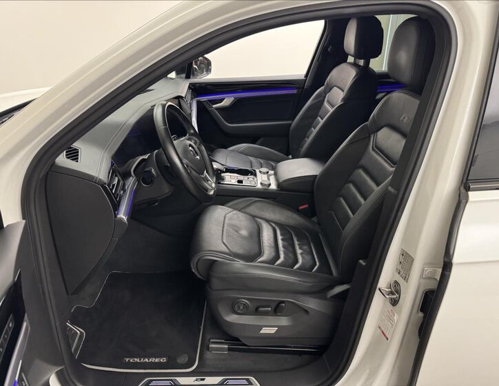 Volkswagen Touareg 42