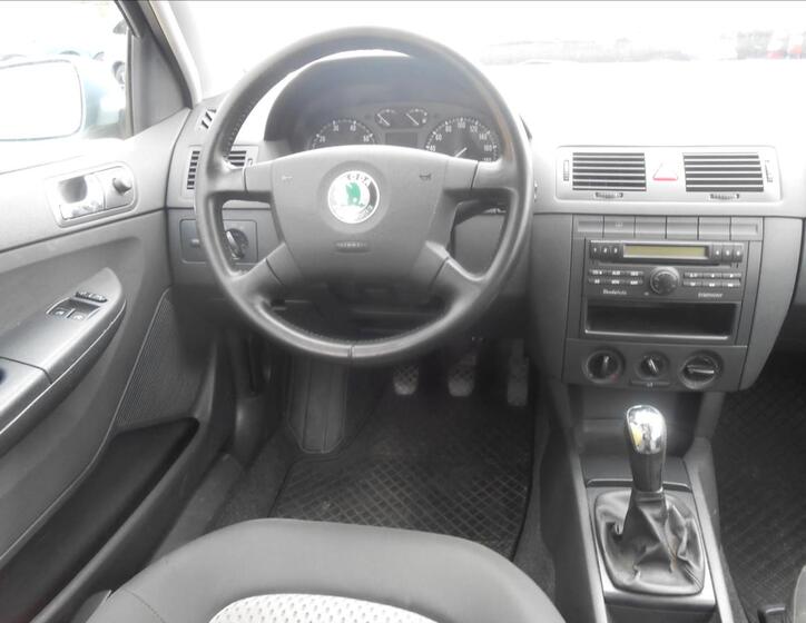 Škoda Fabia 13