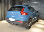 Volvo XC40 4