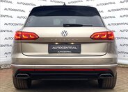 Volkswagen Touareg SUV / Terénní 3,0 l 210 kw