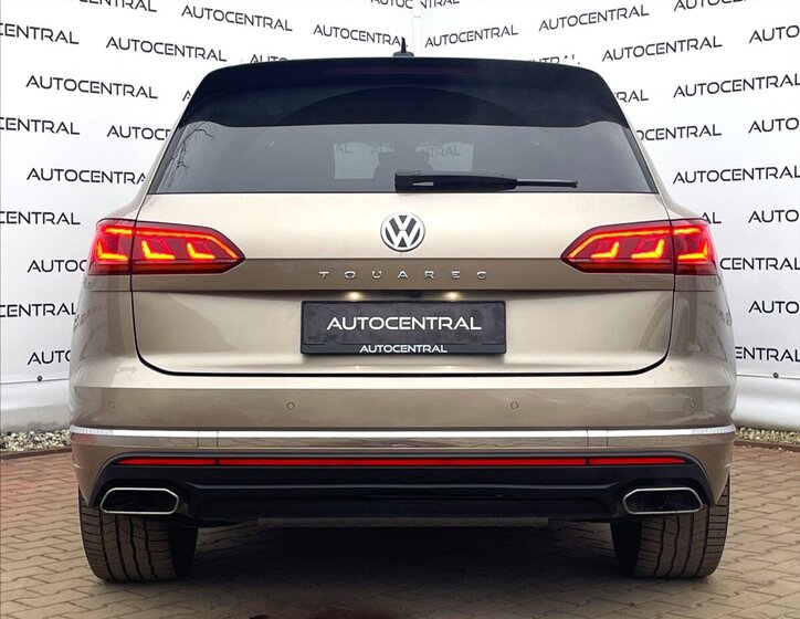 Volkswagen Touareg SUV / Terénní 3,0 l 210 kw