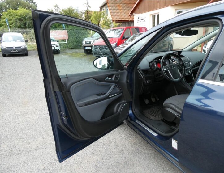 Opel Zafira MPV 2,0 l 121 kw