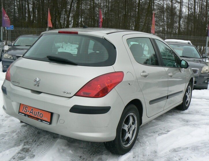 Peugeot 308 Hatchback 1,6 l 66 kw