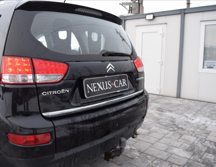 Citroën C-Crosser 12