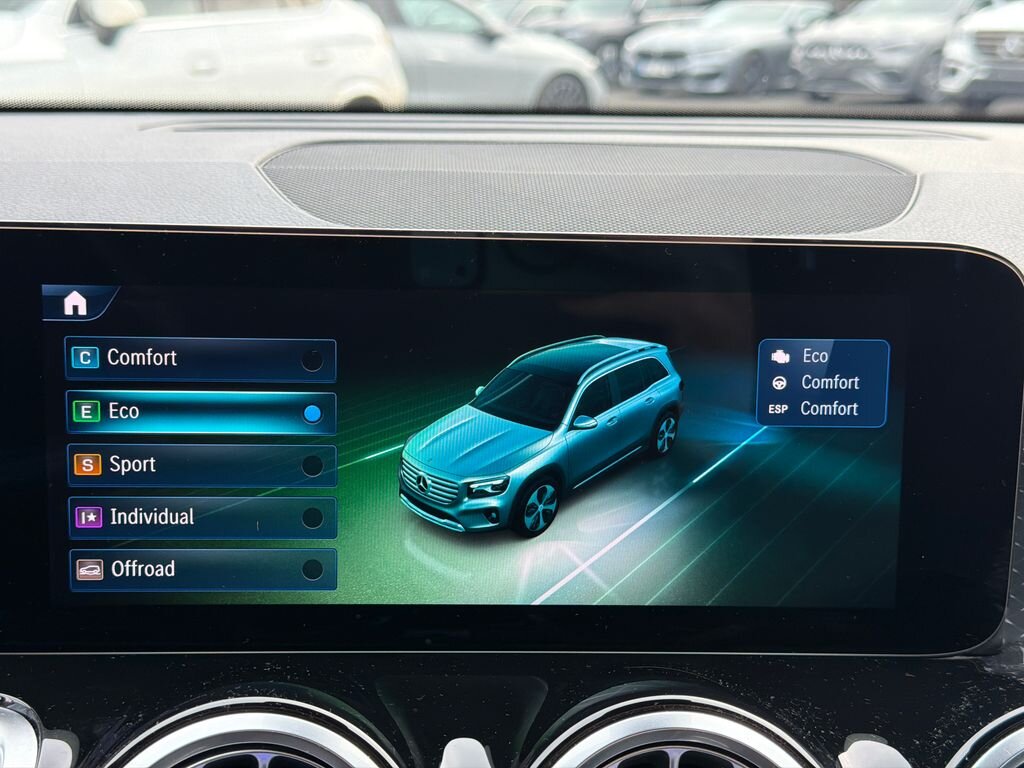 Mercedes-Benz GLB SUV / Terénní 2,0 l 110 kw