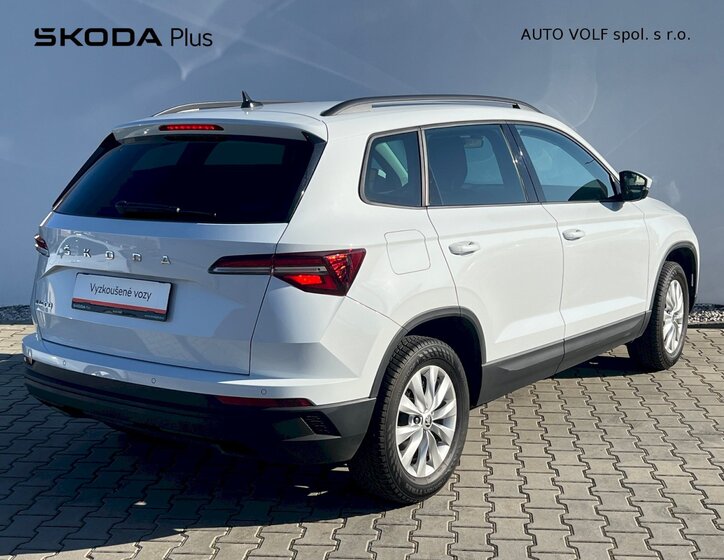 Škoda Karoq SUV / Terénní 1,5 l 110 kw