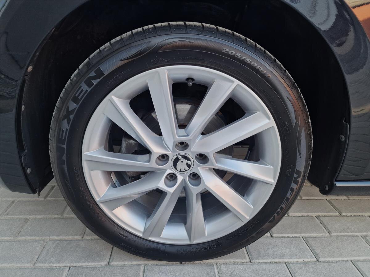 Škoda Scala Hatchback 999,0 81 kw