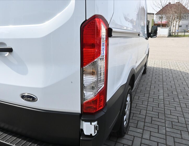 Ford Transit Skříň 2,0 l 96 kw