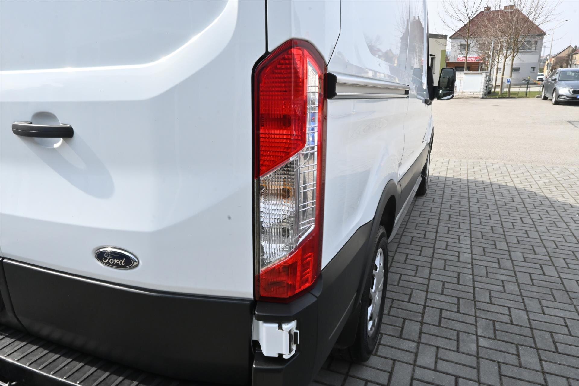 Ford Transit Skříň 2,0 l 96 kw