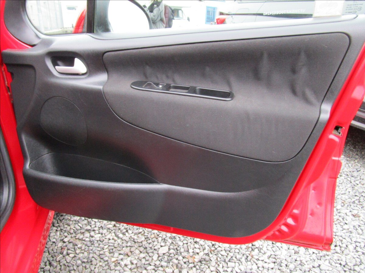 Peugeot 207 Kombi 1,4 l 54 kw