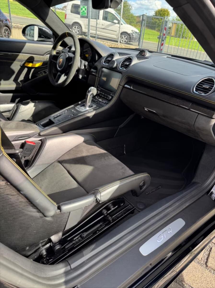 Porsche Cayman Kupé 4,0 l 309 kw