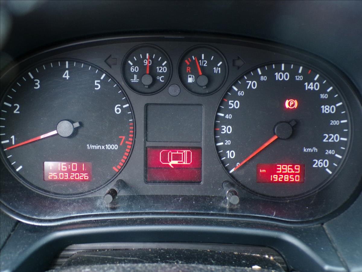 Audi A3 Hatchback 1,6 l 74 kw