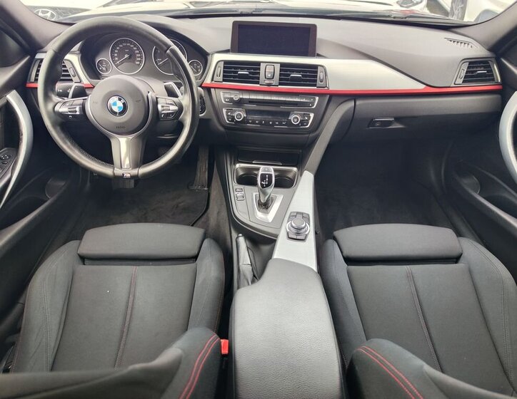 BMW Řada 3 Kombi 2,0 l 135 kw