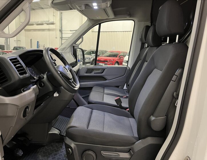 Volkswagen Crafter 13