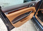 Porsche Cayenne SUV / Terénní 3,0 l 245 kw