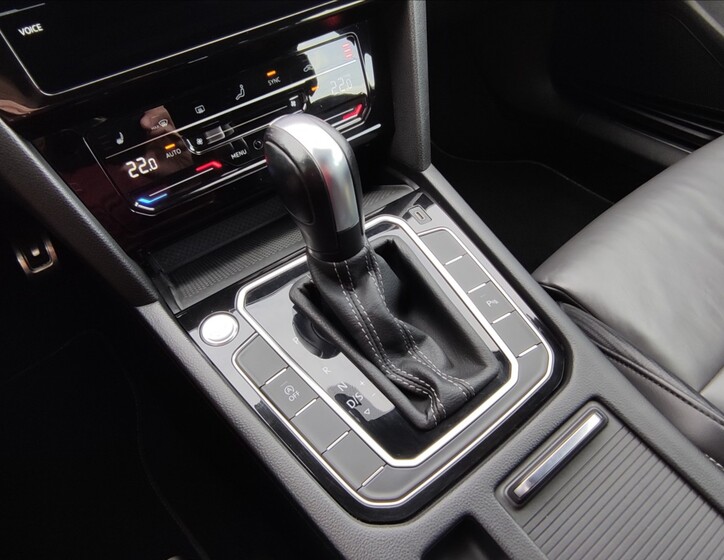 Volkswagen Passat 22