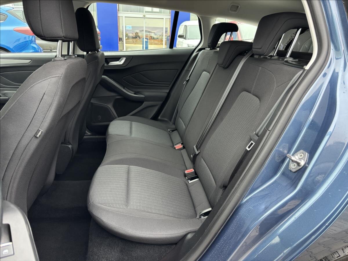 Ford Focus Kombi 999,0 92 kw