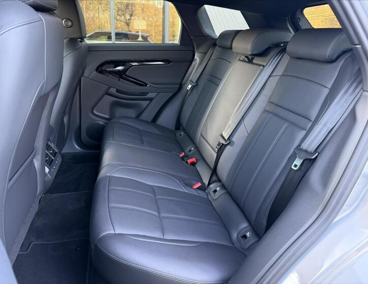 Land Rover Range Rover Evoque 25