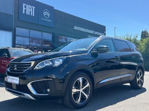Peugeot 5008 SUV / Terénní 1,6 l 121 kw