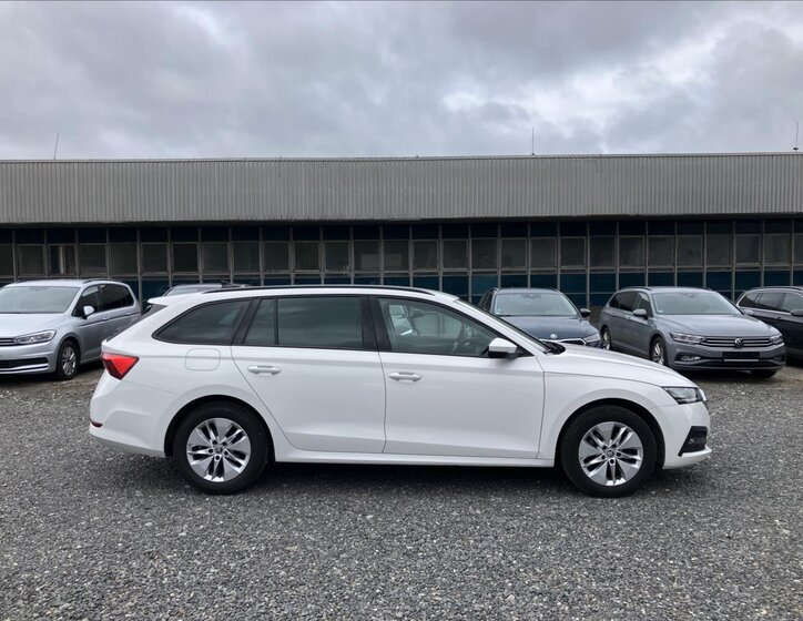 Škoda Octavia Kombi 2,0 l 85 kw