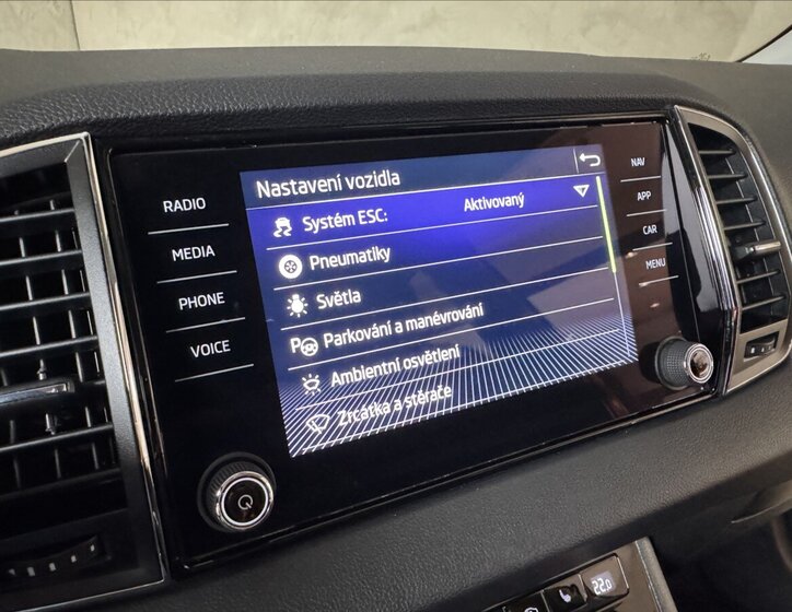 Škoda Karoq SUV / Terénní 1,5 l 110 kw