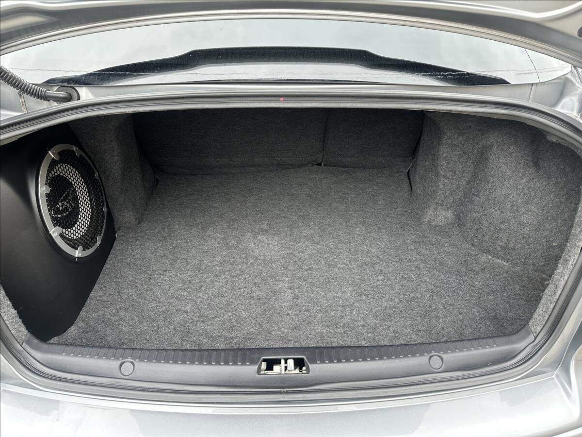 Mitsubishi Lancer Sedan 1,8 l 103 kw