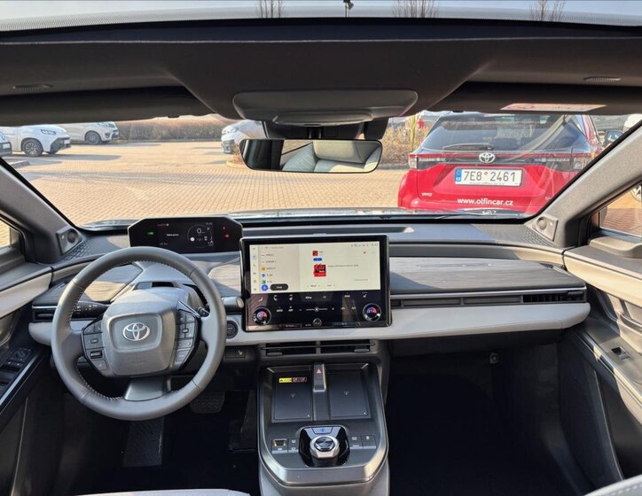 Toyota C-HR SUV / Terénní 0,0 252 kw