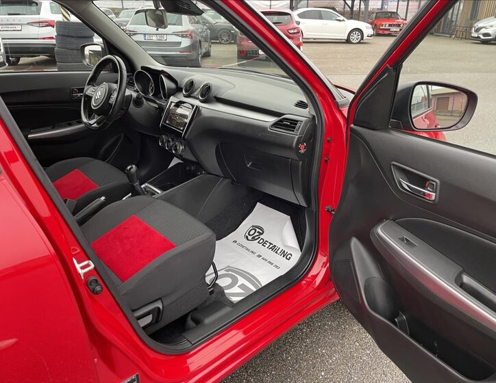 Suzuki Swift 19