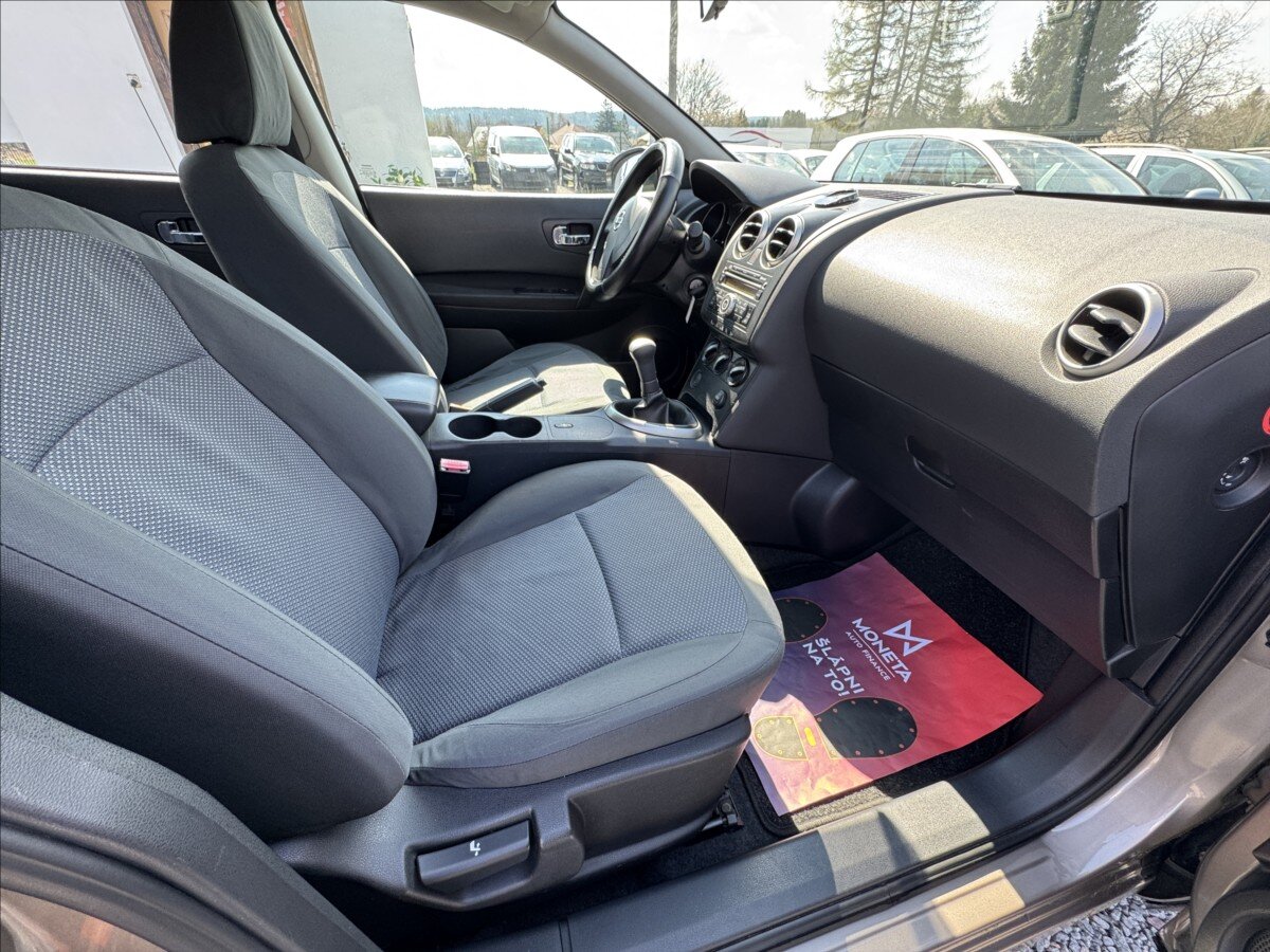 Nissan Qashqai SUV / Terénní 1,6 l 84 kw