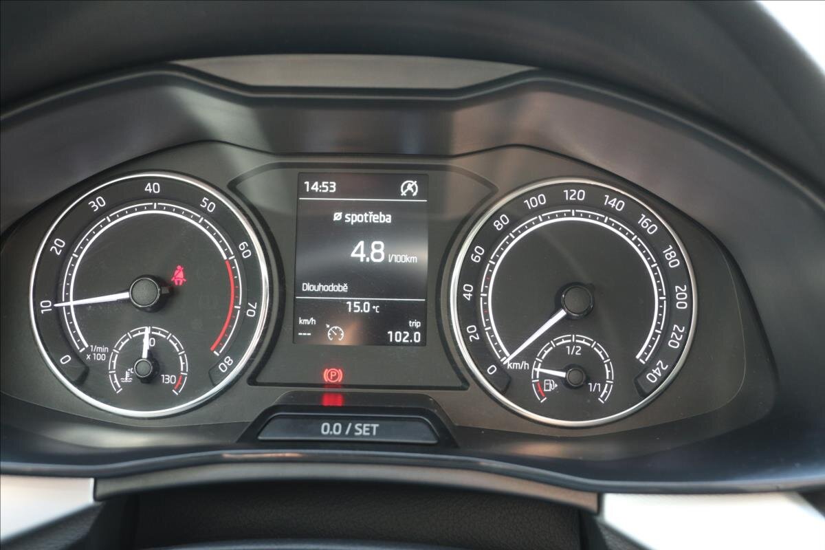 Škoda Scala Hatchback 999,0 85 kw