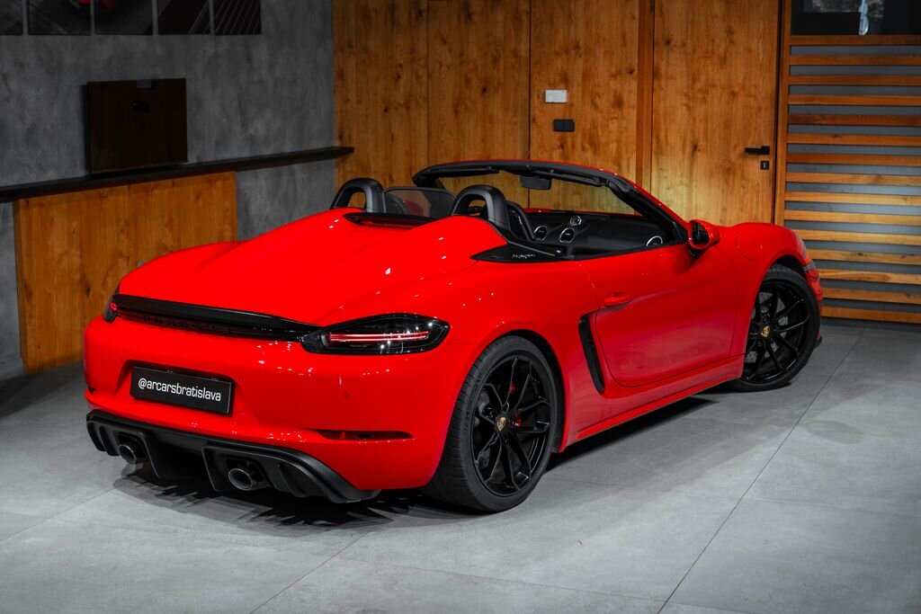 Porsche 718 Kabriolet 4,0 l 309 kw