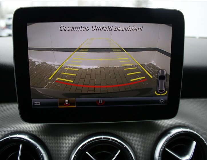 Mercedes-Benz CLA Kombi 2,1 l 100 kw