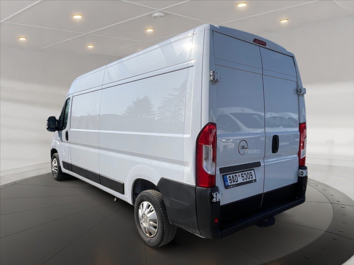 Opel Ostatní Skříň 2,2 l 121 kw