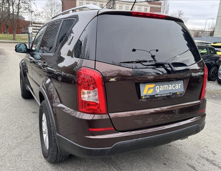 SsangYong Rexton SUV / Terénní 2,0 l 114 kw