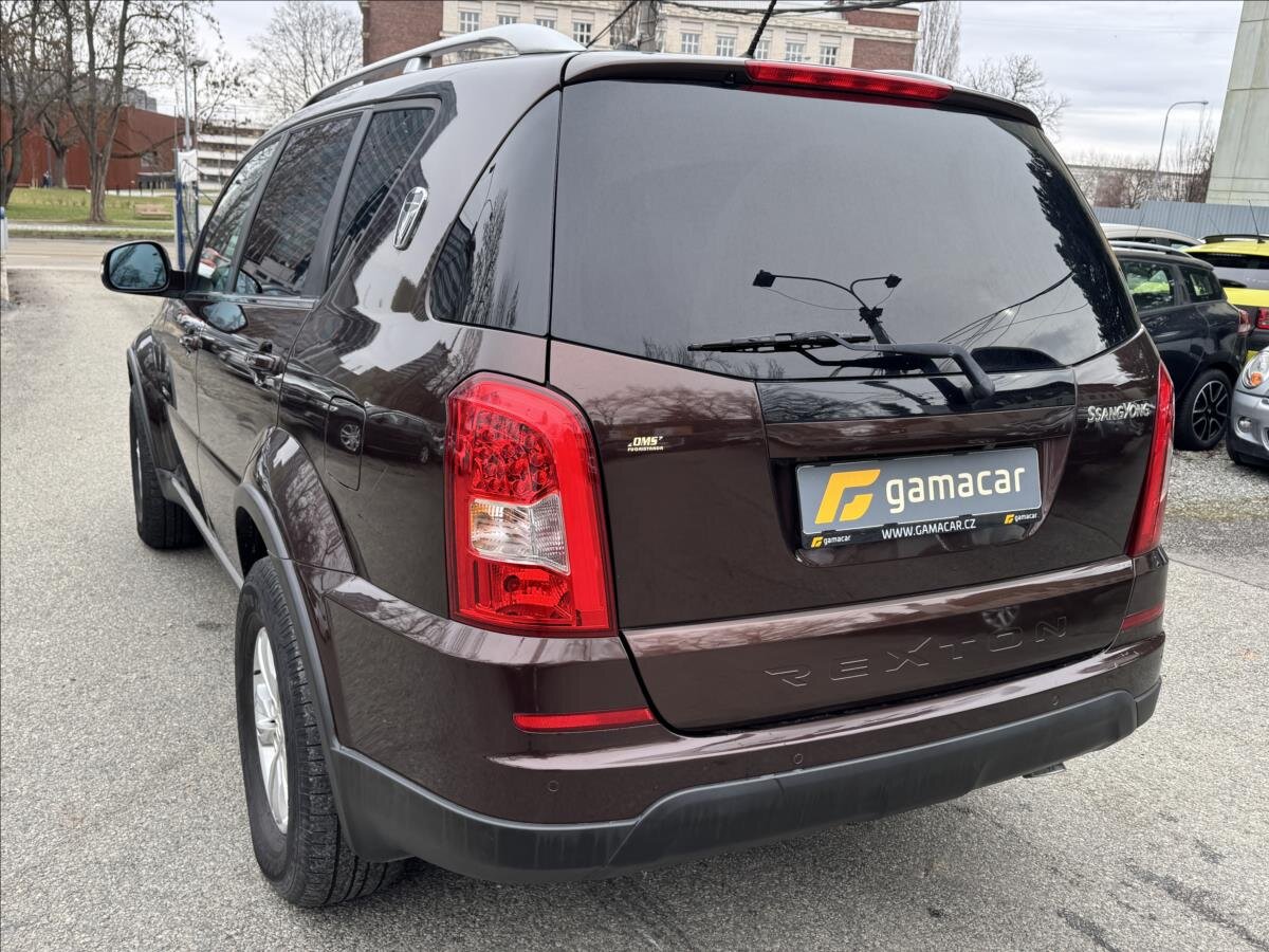 SsangYong Rexton SUV / Terénní 2,0 l 114 kw