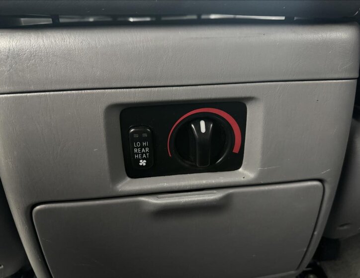 Toyota Land Cruiser SUV / Terénní 4,2 l 150 kw