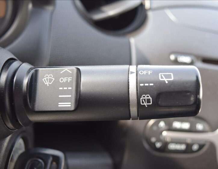 Mazda 2 Hatchback 1,3 l 55 kw