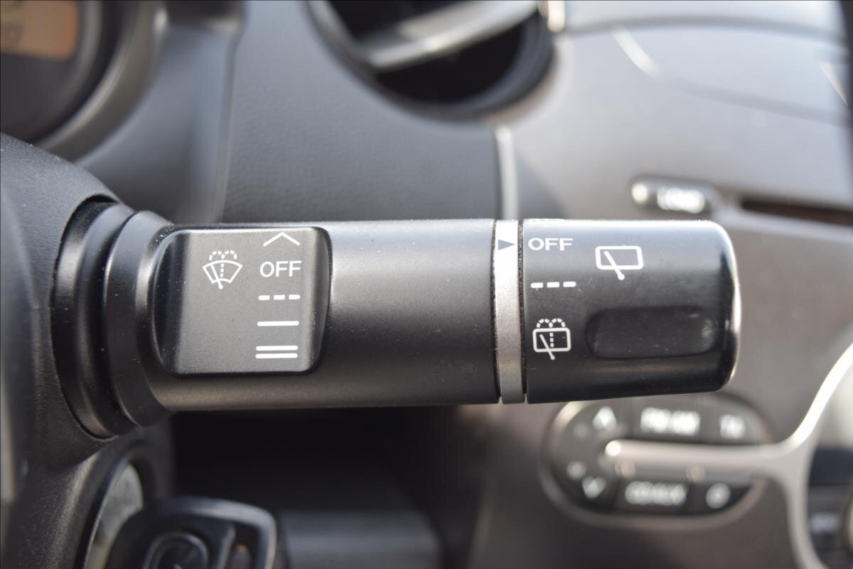 Mazda 2 Hatchback 1,3 l 55 kw