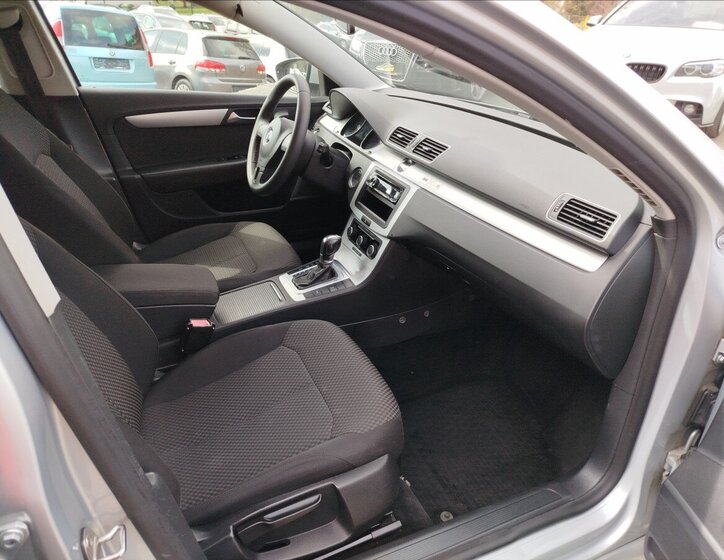 Volkswagen Passat Kombi 2,0 l 103 kw