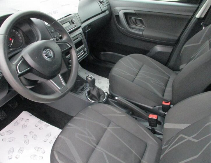 Škoda Roomster Kombi 1,2 l 63 kw