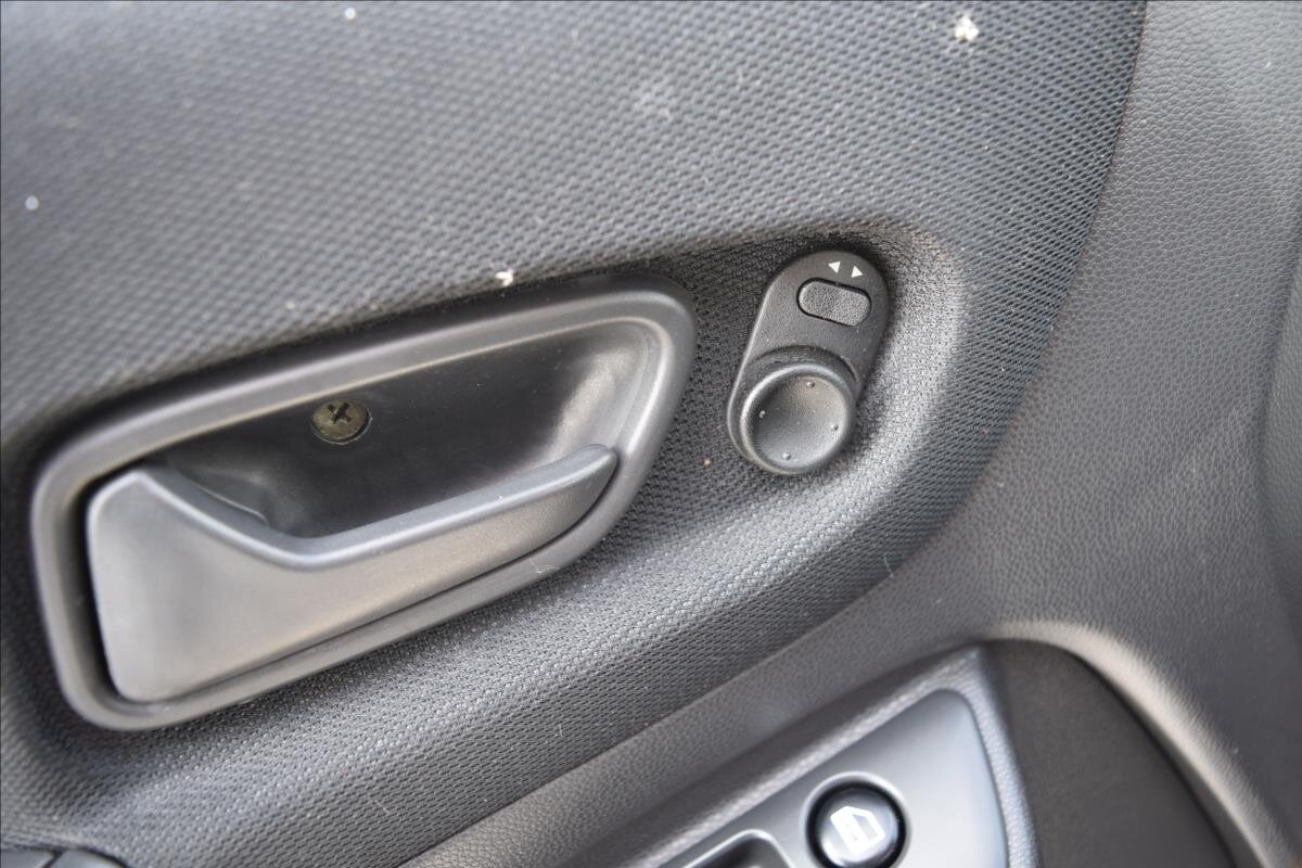 Subaru Justy Hatchback 1,3 l 66 kw